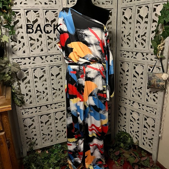 😍HOST PICK😍 BRILLIANT BLACK YELLOW & MULTICOLORS OFF SHOULDER WIDE LEG JUMPSUIT - Picture 5 of 9